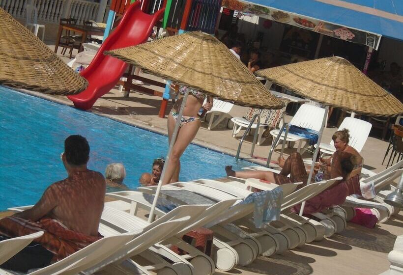 בית מלון כפרי Didyma Apollon