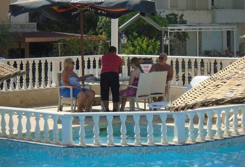 בית מלון כפרי Didyma Apollon