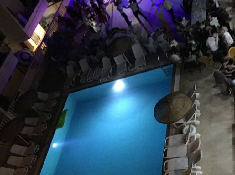 בית מלון כפרי Didyma Apollon