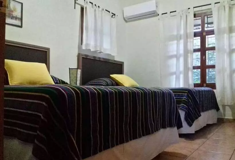 Hotelli El Pueblito De Don Luis