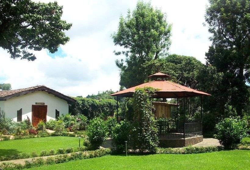 هتل El Pueblito De Don Luis