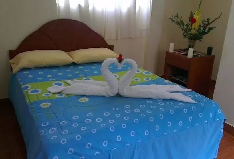 ホテル Hospedaje Jairito