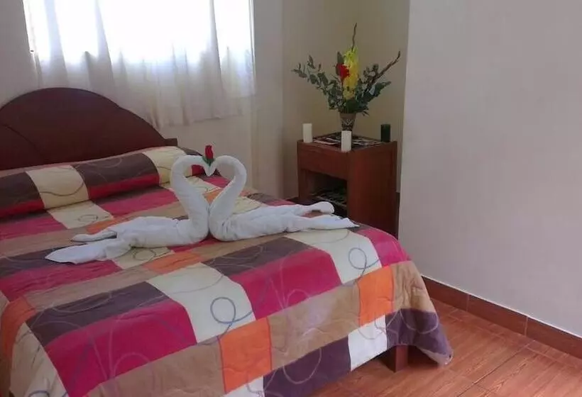 ホテル Hospedaje Jairito