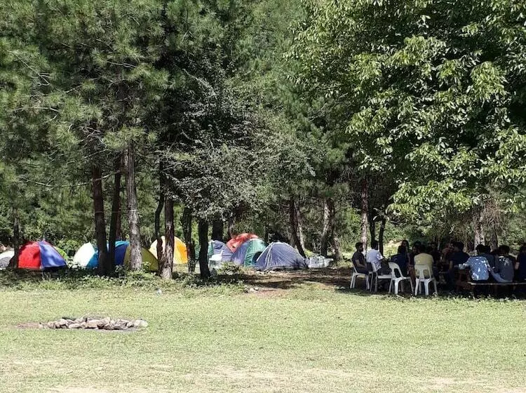 Hotelli Kirkahvesi Garden   Campsite