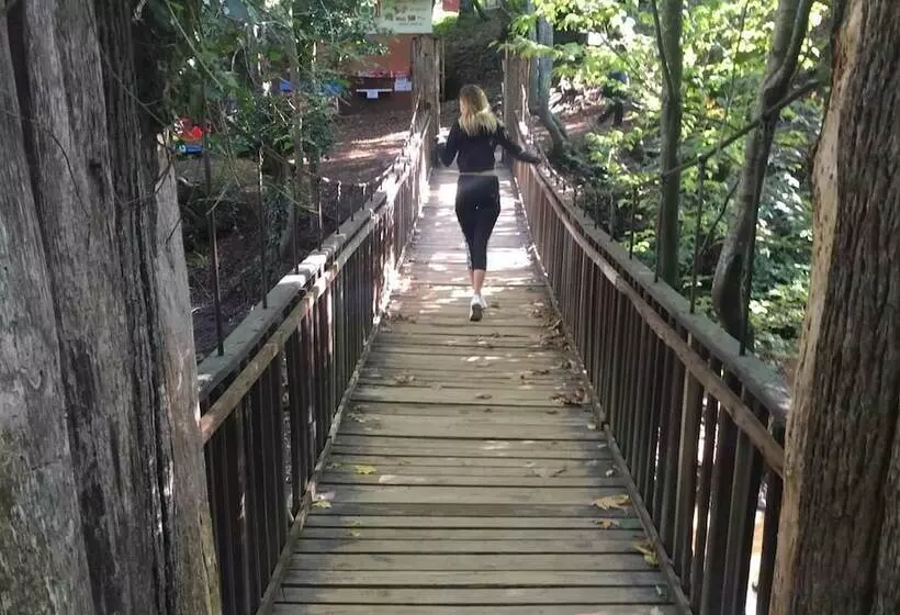 Hotelli Kirkahvesi Garden   Campsite