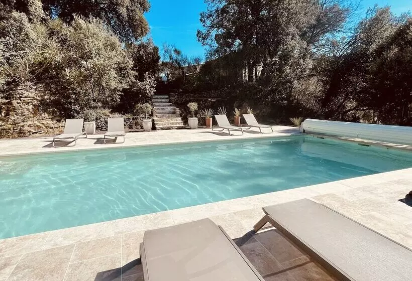 ホテル La Bastide De Vaison