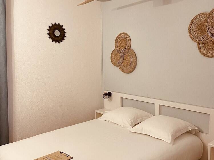 هتل La Bastide De Vaison