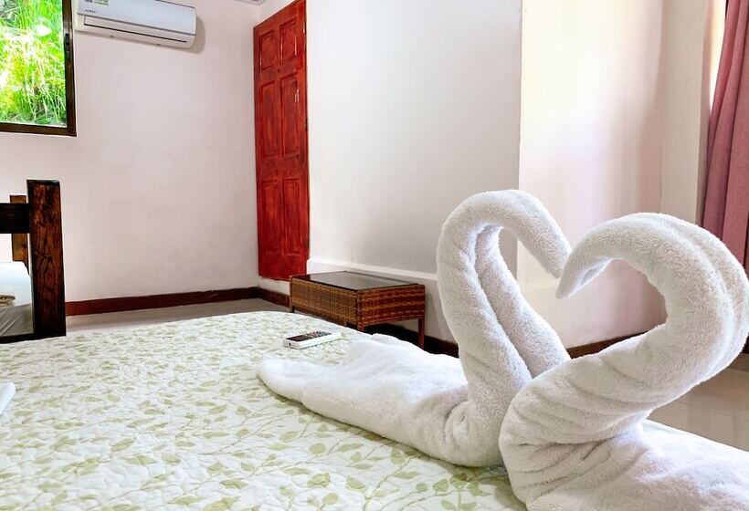 ホテル Los Coquitos Lodge