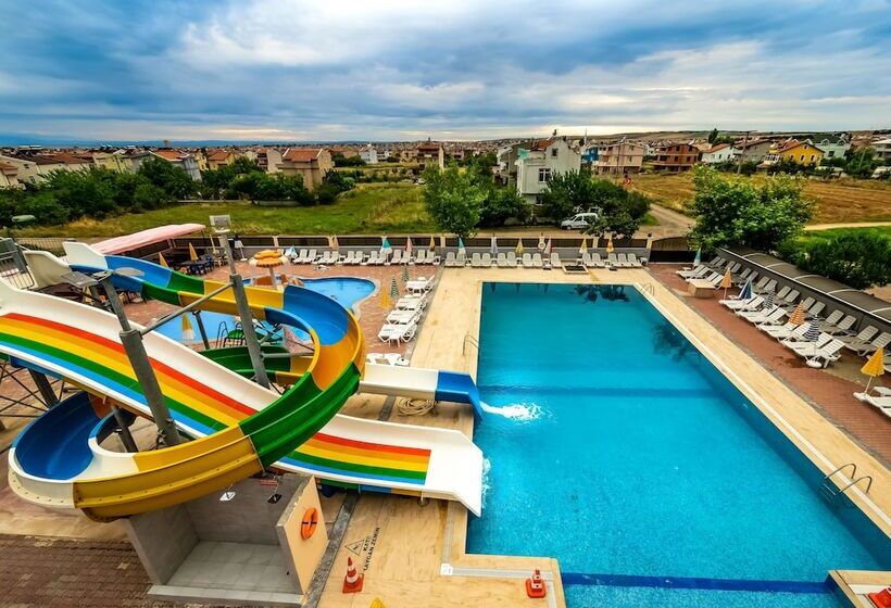 בית מלון כפרי Marmara Life