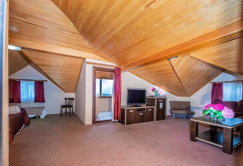 בית מלון כפרי Marmara Life