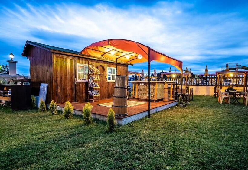 בית מלון כפרי Marmara Life