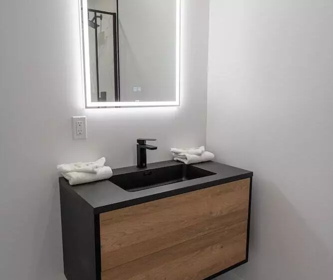 モーテル Le 2020