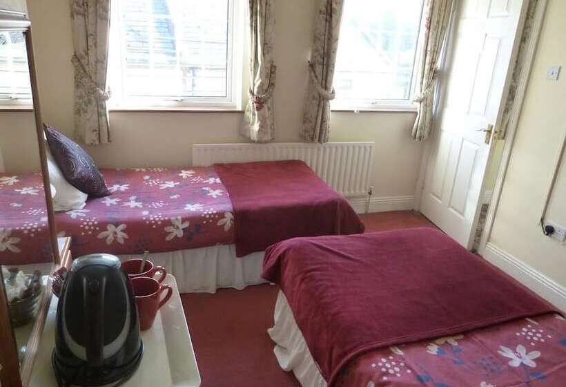 پانسیون Dooley's Townhouse