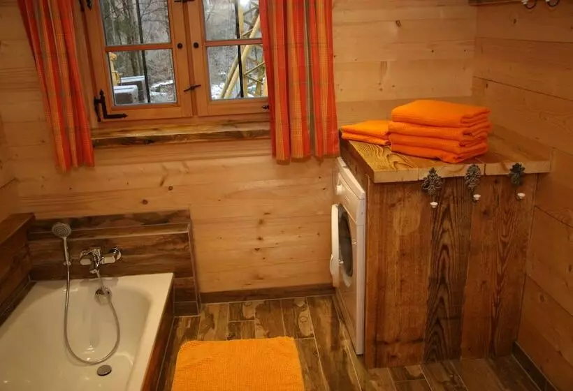 Majatalo Haus Anni Im Paradies