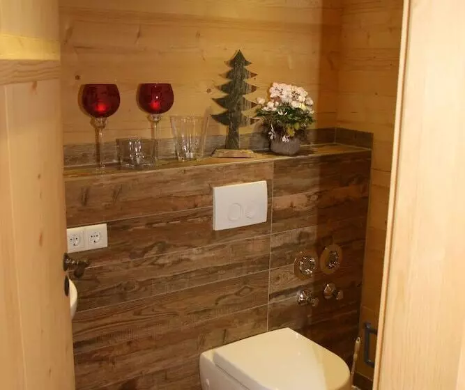 Majatalo Haus Anni Im Paradies