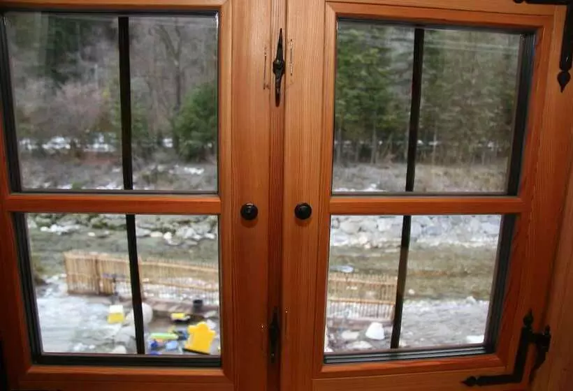 Majatalo Haus Anni Im Paradies