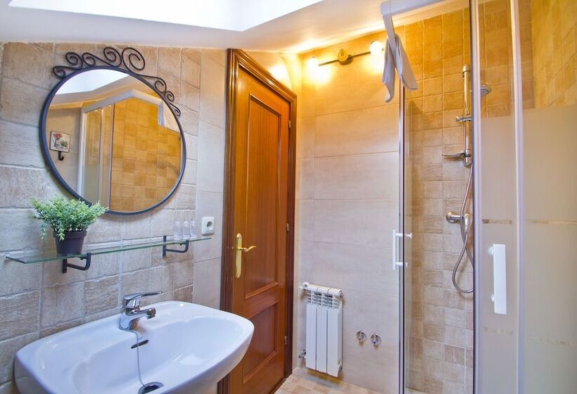 پانسیون Hostal Fimar