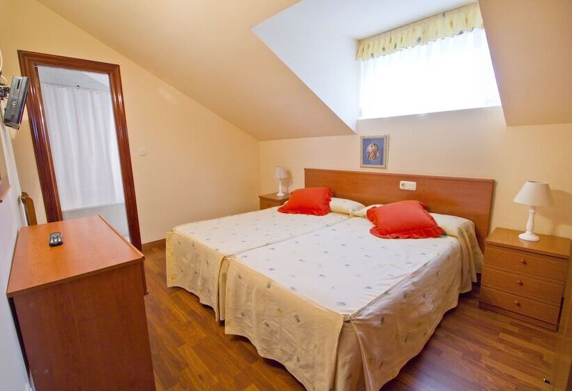 پانسیون Hostal Fimar