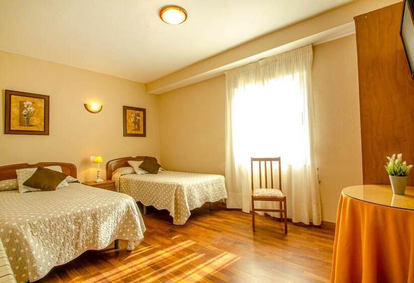 پانسیون Hostal Fimar