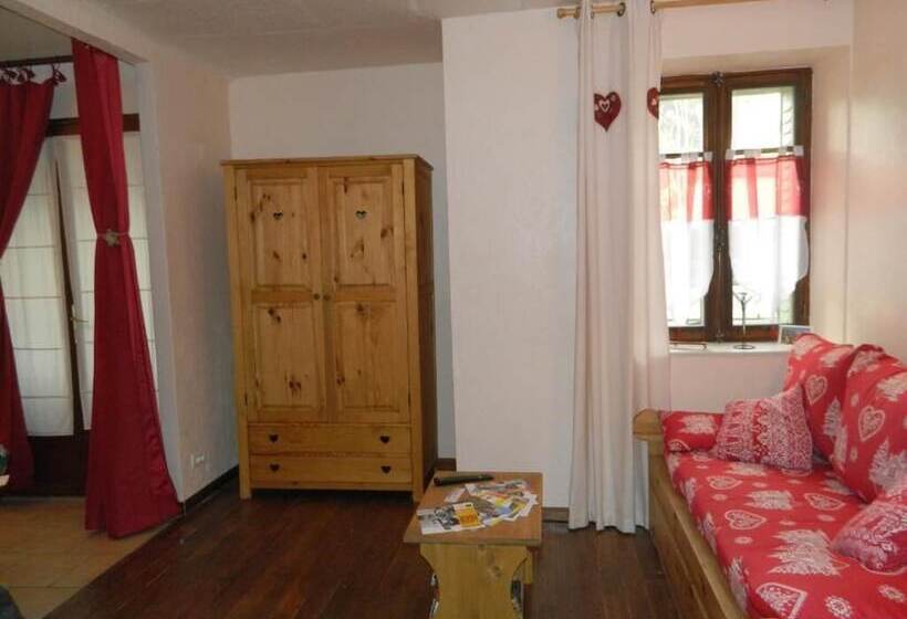 פנסיון La Mexicaine Les Gîtes