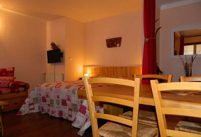 ペンション La Mexicaine Les Gîtes