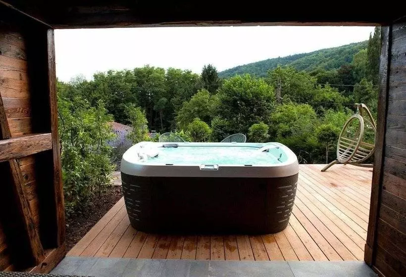 Majatalo Le B. Cottage