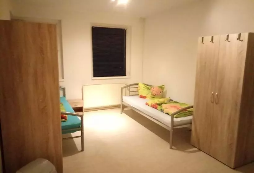 ペンション Monteurwohnung Weissenfels