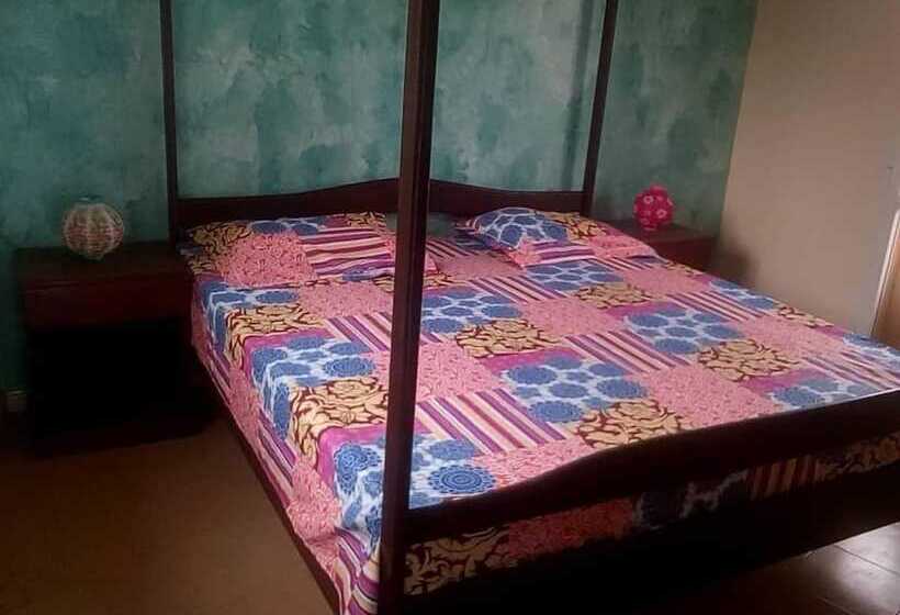 پانسیون Villa Charme