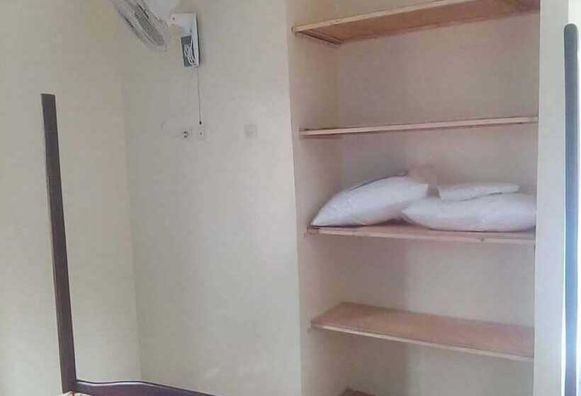 پانسیون Villa Charme