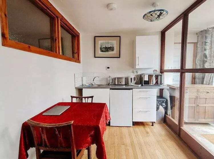 Tyncellar Farm Holiday Cottages