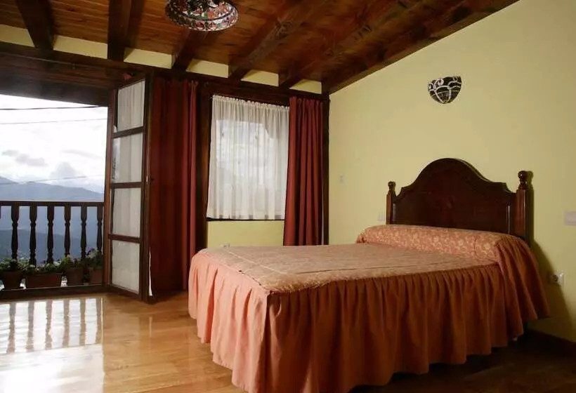 Viviendas Rurales Peña Sagra