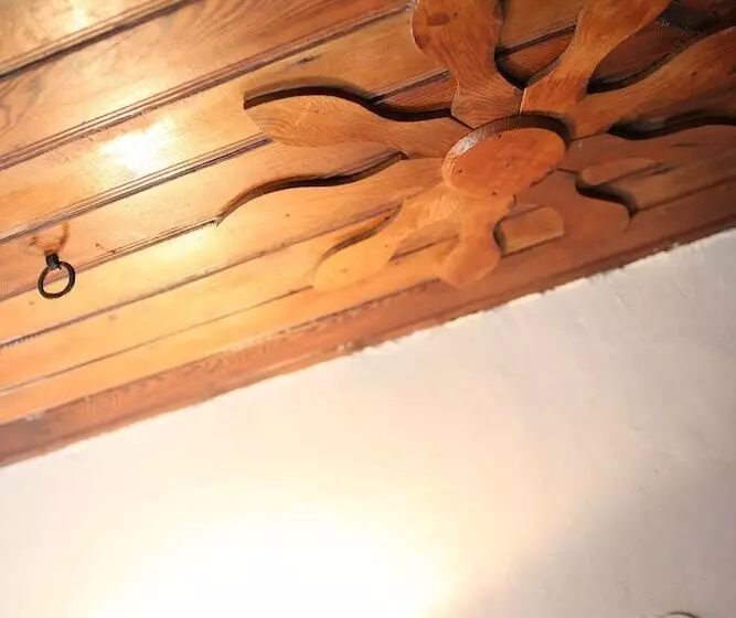 Assos Akropol Pansiyon