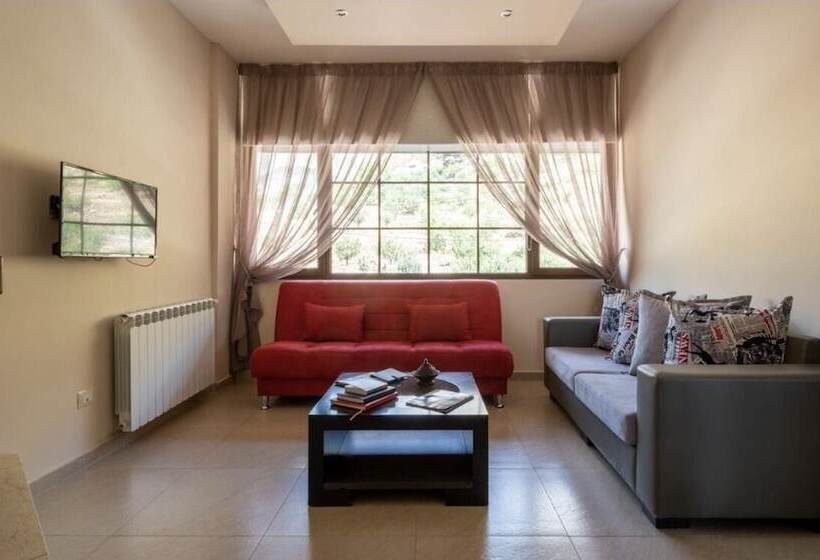 Austria Luxury Apartments, Faraya