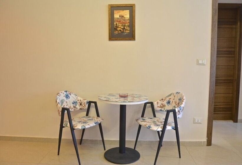 Austria Luxury Apartments, Faraya