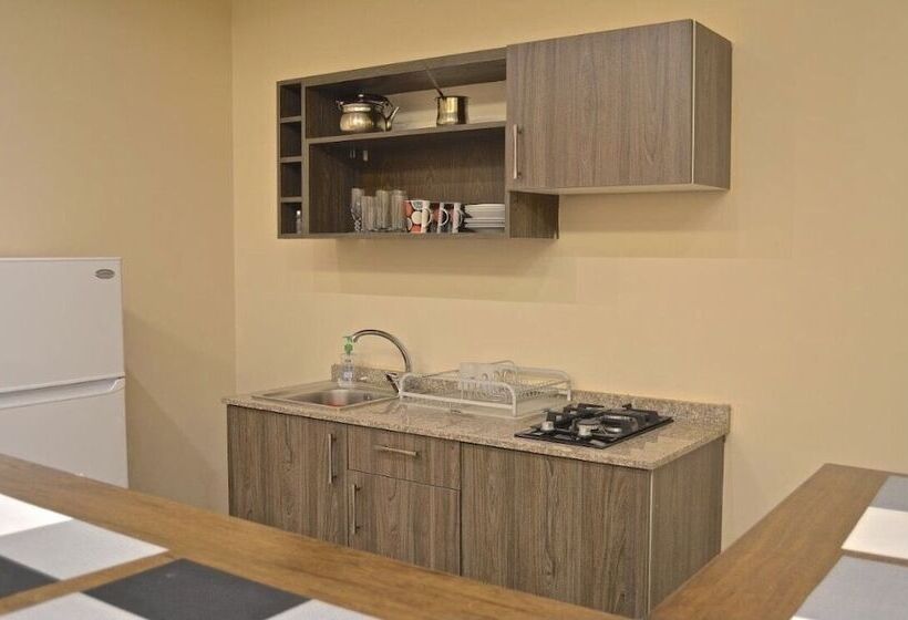 Austria Luxury Apartments, Faraya