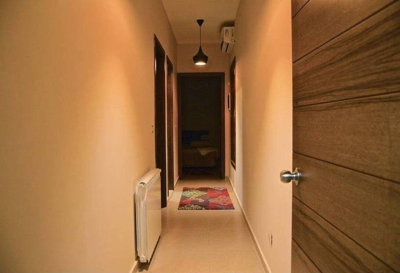 Austria Luxury Apartments, Faraya