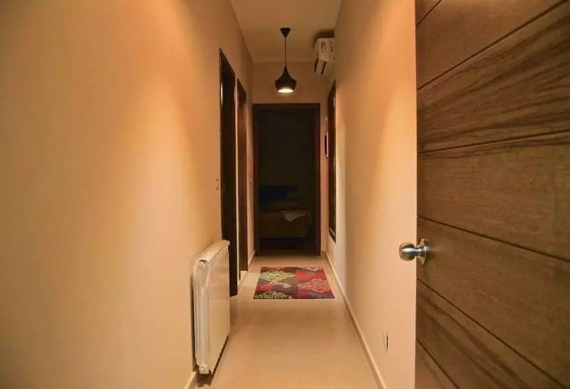 Austria Luxury Apartments, Faraya