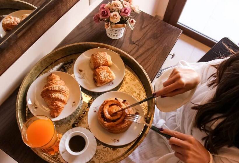 Austria Luxury Apartments, Faraya