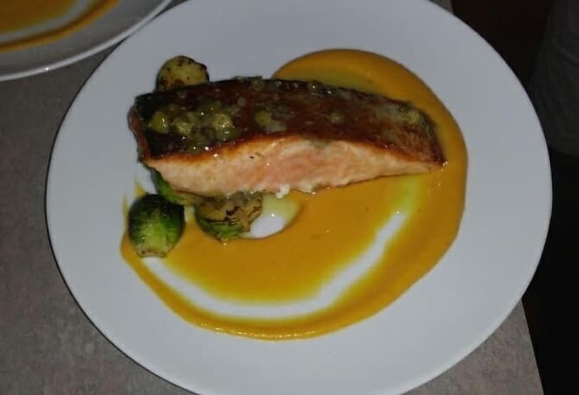 住宿加早餐  Holliday House Strasburg