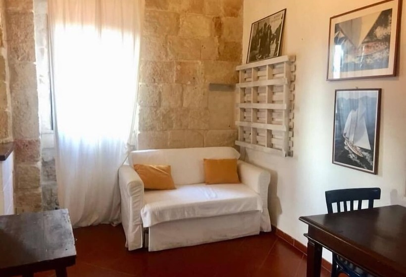 تختخواب و صبحانه Levante Rooms