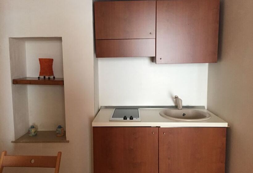 تختخواب و صبحانه Levante Rooms