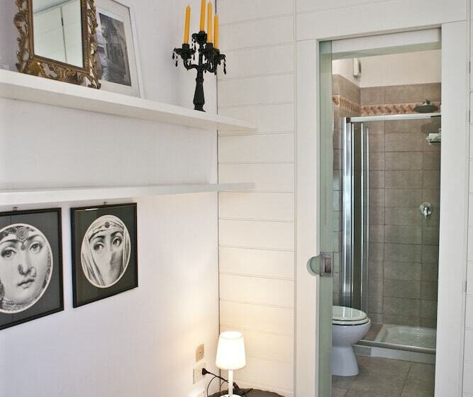 تختخواب و صبحانه Levante Rooms