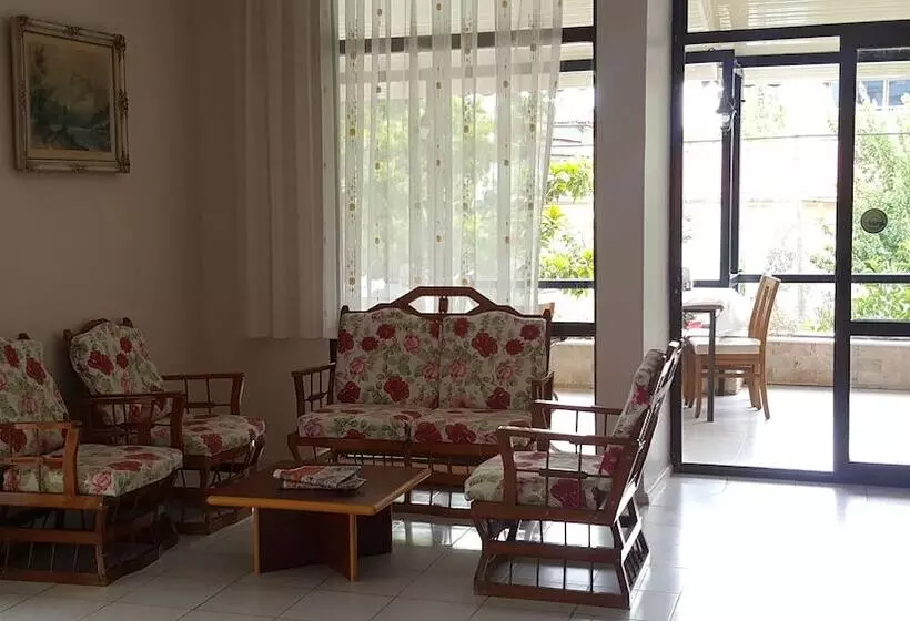 Dilek Otel