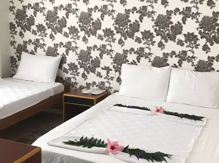 Dilek Otel