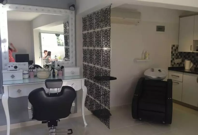 Dilek Otel