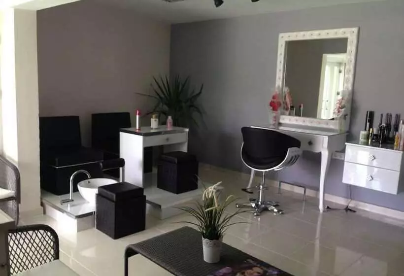 Dilek Otel