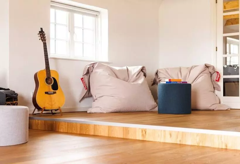 Drivethru Bed & Breakfast Hvide Sande