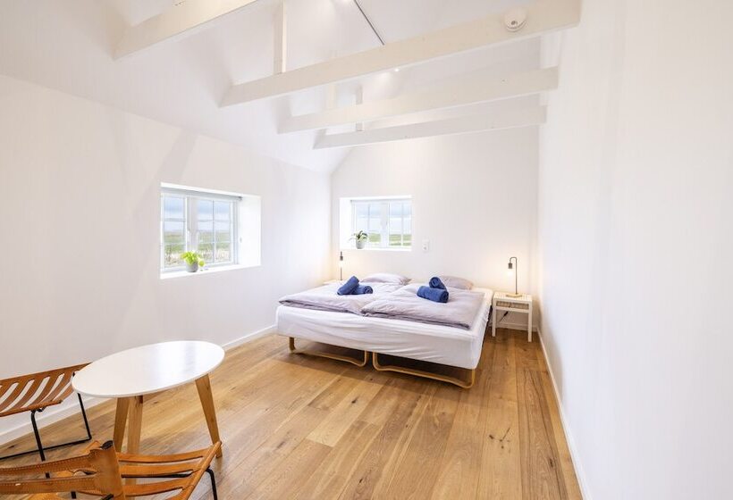 Drivethru Bed & Breakfast Hvide Sande