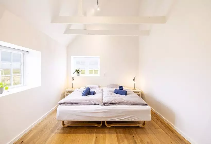 Drivethru Bed & Breakfast Hvide Sande