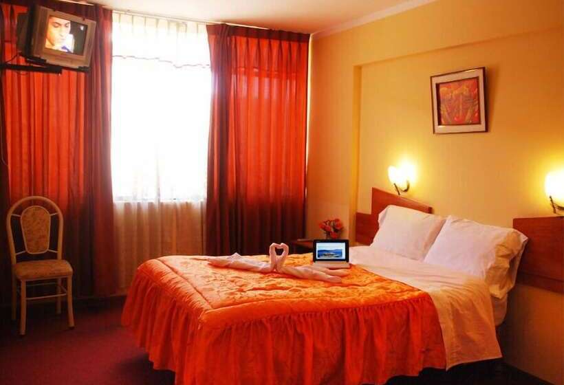 ホテル America Inn Puno